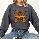 XL Dark Gray Heather Skull Bow Coquette Bats Ghost Western Halloween Retro Vintage Spooky Graphic Sweatshirt