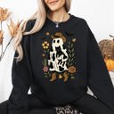 Large Black Cute Cowboy Ghost Western Halloween Retro Vintage Spooky Costume Fall Graphic Sweatshirt