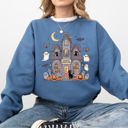  Haunted Book Store Ghost Halloween Vintage Pumpkin Retro Spooky Graphic Sweatshirt