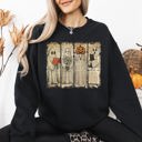  Vintage Newspaper Ghost Halloween Book Cat Western Pumpkin Retro Spooky Costume Fall Graphic Sweatshirt