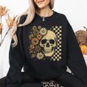 XXXL Black Vintage Skull Floral Checkered Ghost Halloween Book Cat Western Pumpkin Retro Spooky Graphic Sweatshirt