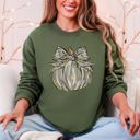 XXL Military Green Camo Pumpkin Autumn Hunting Season Vintage Camouflage Print Graphic Cozy Sweatshirt