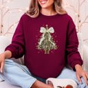  Christmas Camo Tree With Ribbon Bows Santa Ornament Pattern Holiday Season Decor Graphic Sweatshirt
