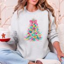  Colorful Christmas Tree Retro Graphic Artwork With Festive Motifs And Cozy Winter Vibes Sweatshirt