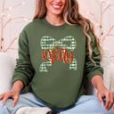 Merry Bow Christmas Ribbon Retro Santa Festive Holiday Cheer Cozy Seasonal Sweatshirt
