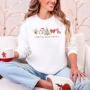 Medium White Merry Christmas Santa Retro Vintage Festive Gingerbread Cheer Nostalgic Throwback Sweatshirt