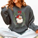XXL Dark Gray Heather Retro Santa Christmas Vintage Festive Nostalgic Holiday Cheer Old Fashioned Christmas Charm Classic Seasonal Sweatshirt