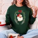 XXXL Forest Green Retro Santa Christmas Vintage Festive Nostalgic Holiday Cheer Old Fashioned Christmas Charm Classic Seasonal Sweatshirt
