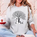 XL Ash Light Gray Snowman Dog Christmas Holiday Scene Retro Snowflake Pet Portrait Graphic Sweatshirt
