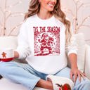 Large White Tis The Season Dancing Santa Geese Christmas Parade Vintage Holiday Party Retro Sweatshirt
