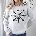 XXXL Ash Light Gray Snowflake Winter Cozy Nighttime Snowflake Pattern Across Winter Wonderland Sweatshirt