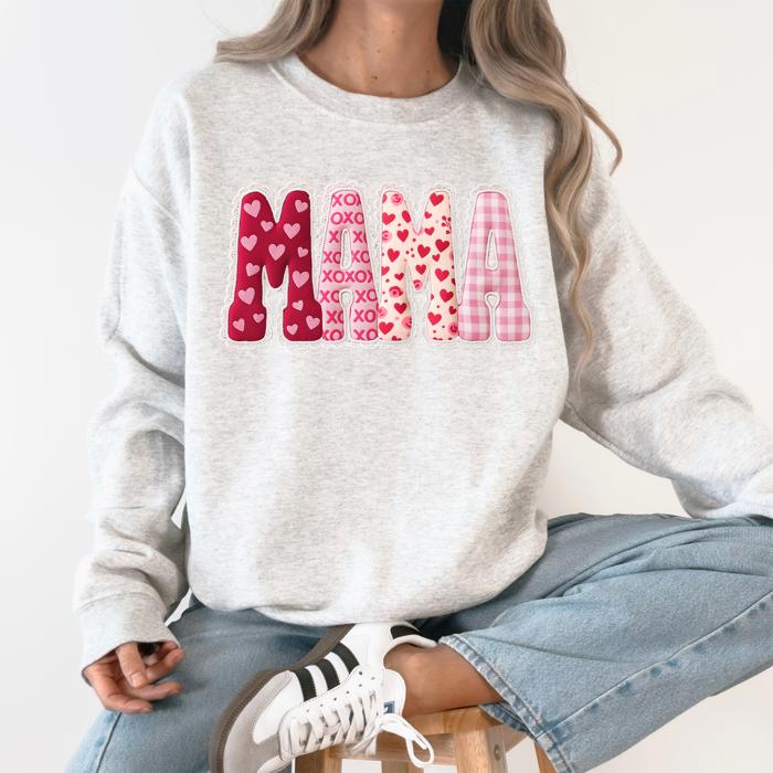 Adorable Mama Valentine's Day Hearts Patterned Retro Style Cozy Fleece Sweatshirt