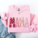 Medium Light Pink Adorable Mama Valentine's Day Hearts Patterned Retro Style Cozy Fleece Sweatshirt