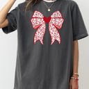 XXXL Pepper Dark Gray Leopard Print Bow Valentine’s Day Heart Love Statement Print Collection Comfort Colors Tee