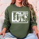 XXL Military Green Love Checkered Hearts Valentines Day Retro Varsity Style Graphic Limited Edition Sweatshirt