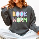  Book Worm Reading BookTok Library Romance Lovers Edition For Avid Readers Everywhere Sweatshirt