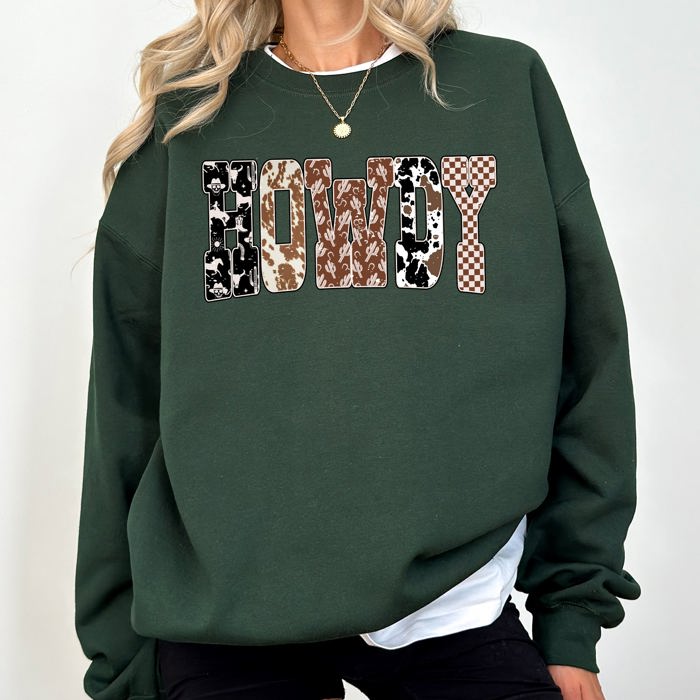 Howdy, Cowboy Print Desert Cow Cactus Western Country Sagebrush Sunset Western Heritage Lifestyle Sweatshirt