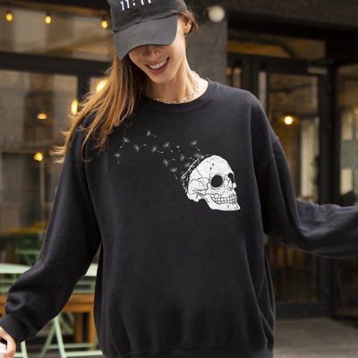 Dandelion Skull Spooky Skeleton Witch Halloween Meme Gothic Graphic Print Sweatshirt