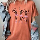 Small Yam Dancing Skeleton Ladies Ghost Spooky Funny Witch Aesthetic Meme Halloween Costume Comfort Colors Tee