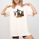  Ghost Dogs Skeleton Halloween Meme Witch Pumpkin Spooky Costume Comfort Colors Tee