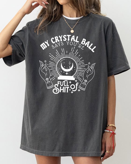 Crystal Ball Skeleton Funny Pumpkin Spooky Witch Aesthetic Meme Halloween Costume Comfort Colors Tee