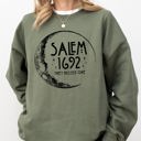  Salem 1692 Skeleton Funny Spooky Witch Aesthetic Halloween Meme Costume Sweatshirt