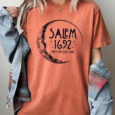 Salem 1692 Skeleton Witch Halloween Meme Spooky Vintage Gothic Design Comfort Colors Tee