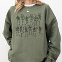  Dancing Skeletons Witch Skull Halloween Costume Spooky Meme Graphic Gothic Sweatshirt
