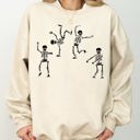 XXXL Sand Funny Dancing Skeletons Witch Skull Halloween Meme Costume Graphic Design Sweatshirt