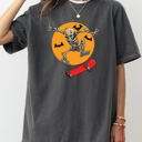 XXXL Pepper Dark Gray Skateboarding Skeleton Ghost Farm Witch Skull Meme Halloween Aesthetic Comfort Colors Tee