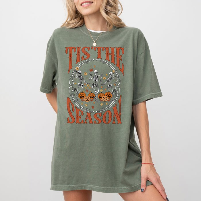 Tis The Season Retro Skeleton Ghost Witch Skull Spooky Meme Halloween Comfort Colors Tee
