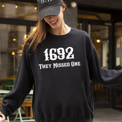 They Missed One 1692 Skeleton Ghost Witch Skull Spooky Halloween Costume Sweatshirt