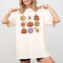 XXL Ivory Cream Retro Pumpkins Fall Skeleton Witch Skull Spooky Halloween Costume Comfort Colors Tee