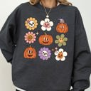  Retro Pumpkins Fall Skeleton Witch Skull Spooky Meme Halloween Costume Sweatshirt