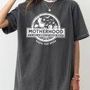 XL Pepper Dark Gray Motherhood Witch Ghost Skull Spooky Meme Halloween Costume Graphic Comfort Colors Tee
