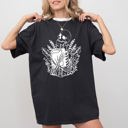  Reading Skeleton Witch Ghost Skull Spooky Halloween Costume Meme Graphic Comfort Colors Tee
