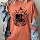 XL Yam Reading Skeleton Witch Ghost Skull Spooky Halloween Costume Meme Graphic Comfort Colors Tee