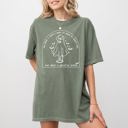 XL Moss Dark Green Ghostly Scene Ghosts Skeleton Witch Skull Spooky Meme Halloween Costume Comfort Colors Tee