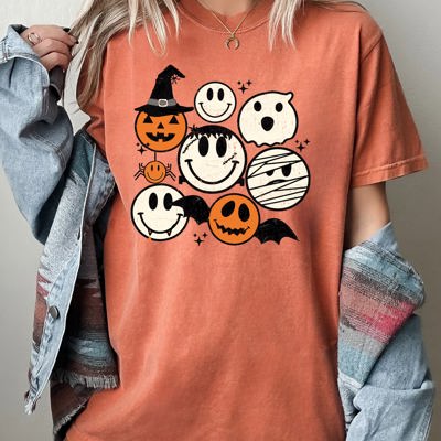 Retro Spooky Faces Halloween Skeleton Witch Skull Meme Aesthetic Comfort Colors Tee