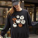  Retro Spooky Faces Skeleton Witch Skull Meme Halloween Costume Graphic Sweatshirt