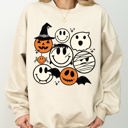  Retro Spooky Faces Skeleton Witch Skull Meme Halloween Costume Graphic Sweatshirt