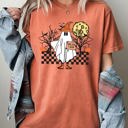  Need Ride To Salem Ghost Spooky Skeleton Witch Halloween Meme Comfort Colors Tee