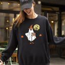  Need Ride To Salem Ghost Spooky Scary Skeleton Skull Western Witch Meme Halloween Costume Sweatshirt