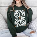 Large Forest Green Boho Daisy Floral Bohemian Garden Print Soft Cotton-Polyester Premium Comfort Sweatshirt