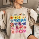 XXL Sand Bright Pressed Flowers Sweatshirt