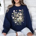 XXL Navy Pressed Flower Bouquet Botanical Artwork Floral Print Vintage Inspired Nature Illustration Sweatshirt