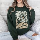 Large Forest Green Cozy Soft Retro Flower Bold Floral Boho Print Fleece Lined Weekend Wear Sweatshirt
