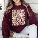 Medium Maroon Vintage Daisies Floral Design and Classic Botanical Motifs Collection Sweatshirt