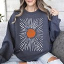 XXL Dark Gray Heather Boho Starburst Celestial Retro Cosmic Night Sky Print Design For Everyday Wear Sweatshirt