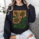Medium Black Boho Sunflowers Retro Floral Vintage Bohemian Garden Print Soft Cozy Comfort Sweatshirt